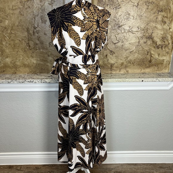 Marie Oliver Polly Wrap Dress Women's XS Floral Maxi V-neck Sleeveless 52" - Picture 3 of 10